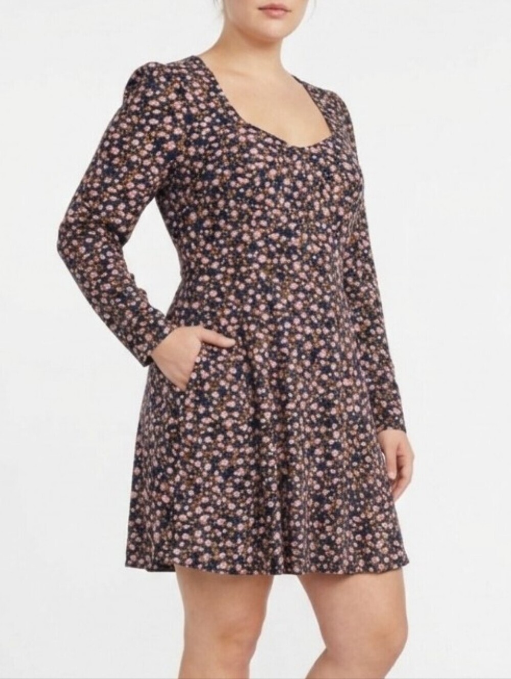 Socialite Floral Long Sleeve Dress
